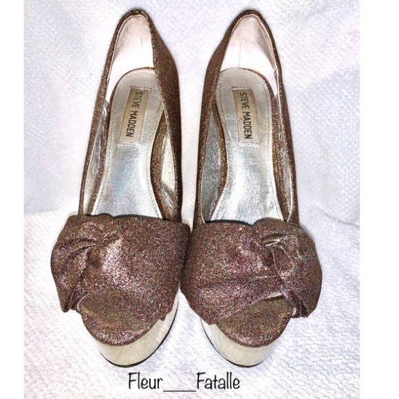 Gorgeous Purple Glitter Heels 💜 - Picture 1 of 3